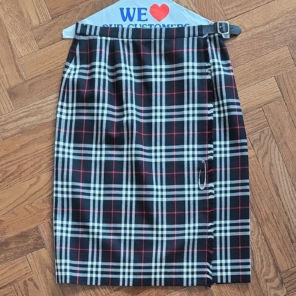 Vintage Burberry Pleated Pencil Skirt (S/M)